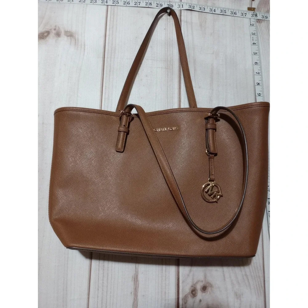 Michael Kors Tote Bag Womens Large Saffiano Leather Shoulder Purse MK Charm